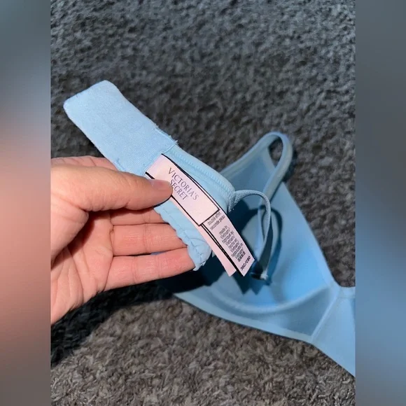 Victoria’s Secret T-Shirt Lightly Lined Wireless Light Blue Bra Size 36C - Picture 7 of 11